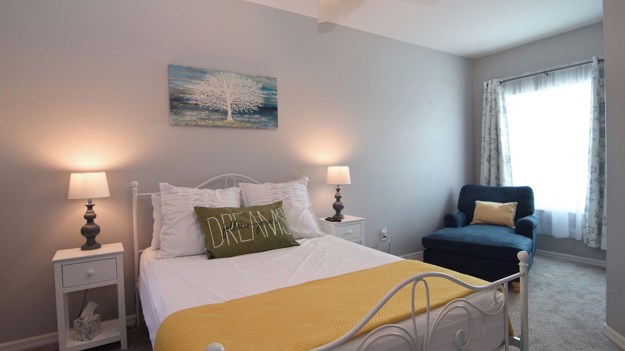 Photo of Bedroom in Lake Davenport Estates