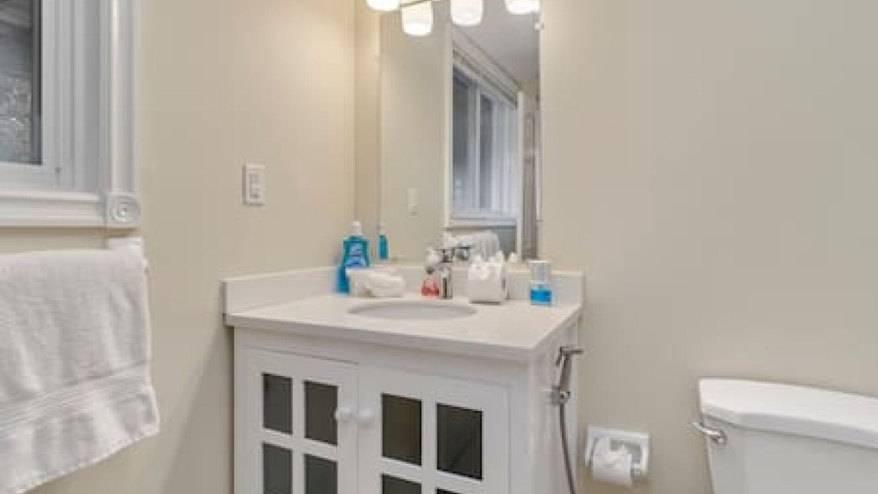 Photo of Bathroom in Central Erin Mills