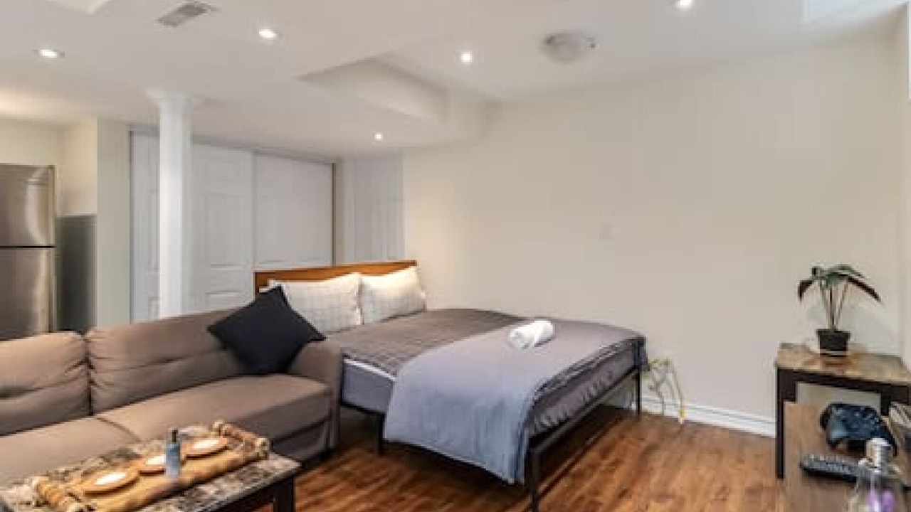Photo of Bedroom in Central Erin Mills
