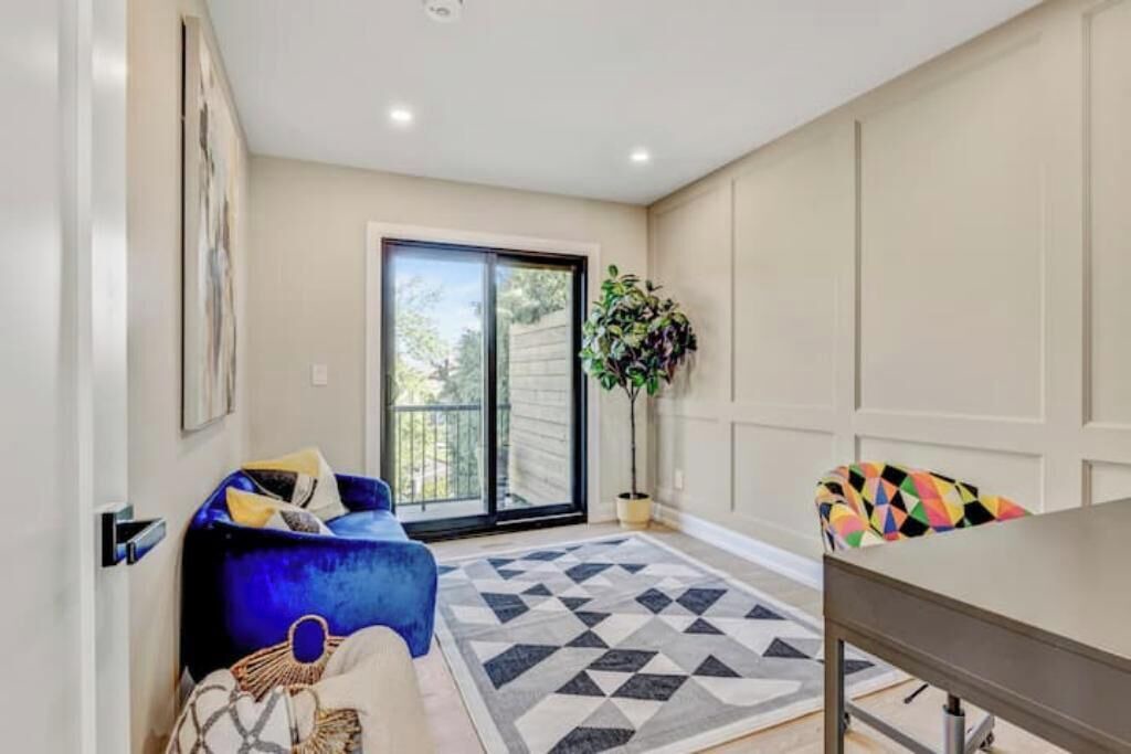 Photo of Livingroom in Rathwood