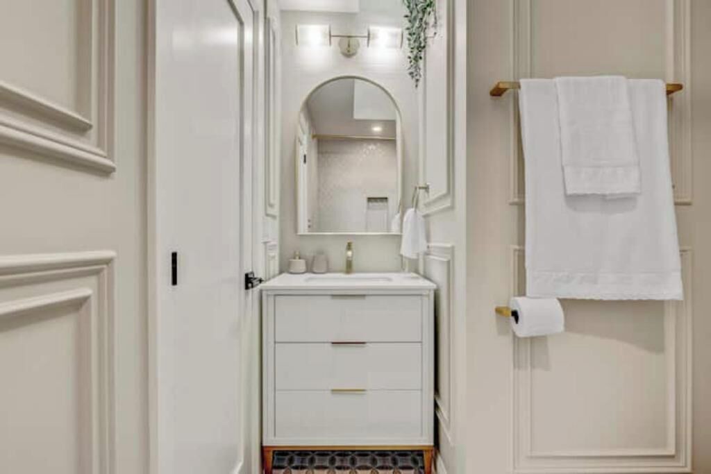 Photo of Bathroom in Rathwood