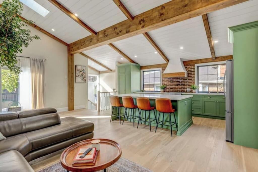 Photo of Livingroom in Rathwood
