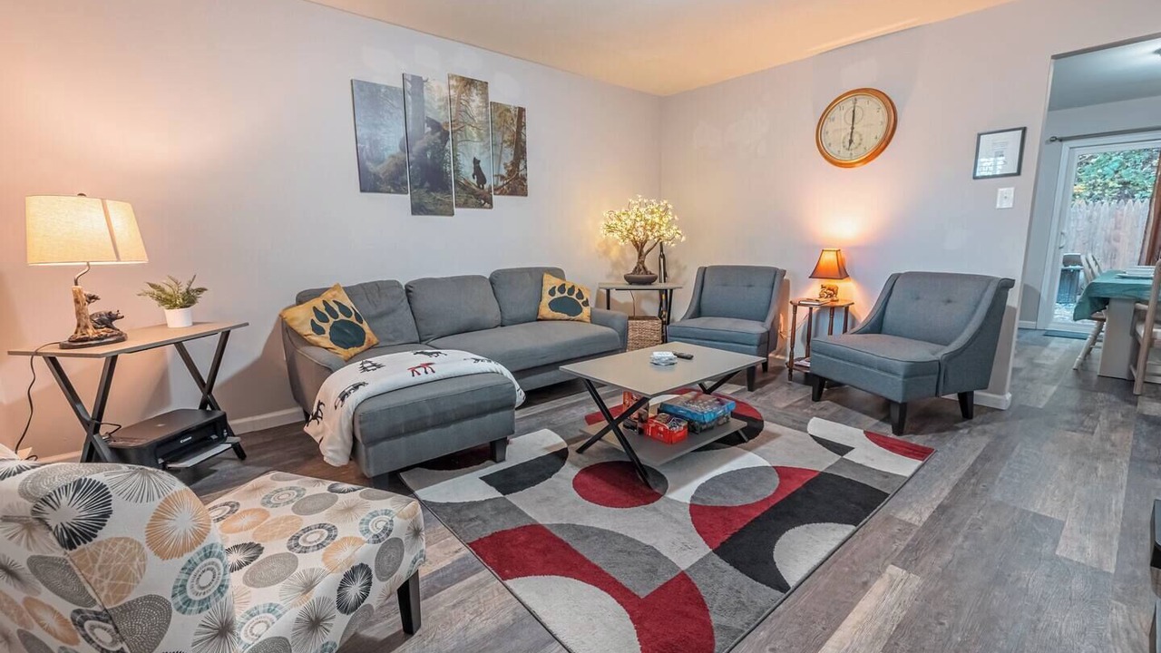 Photo of Livingroom in Saylorsburg