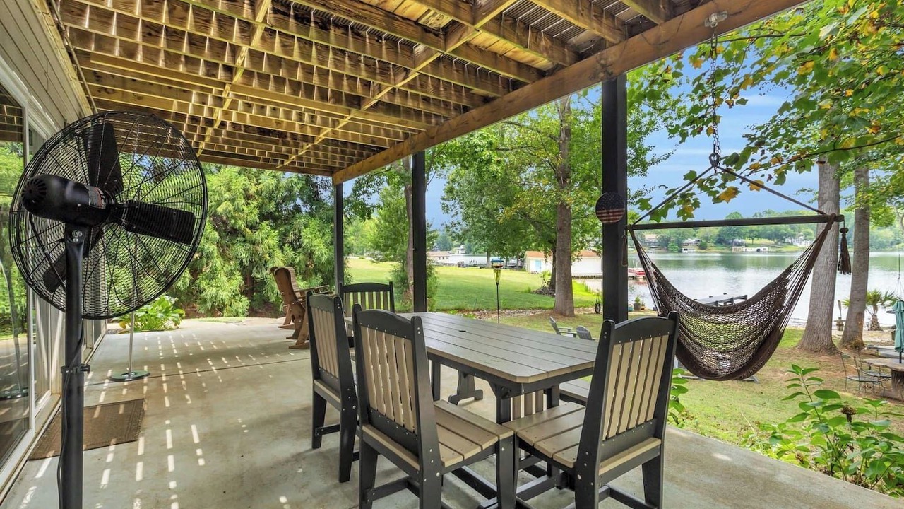 Photo of Outdoor in Lyman