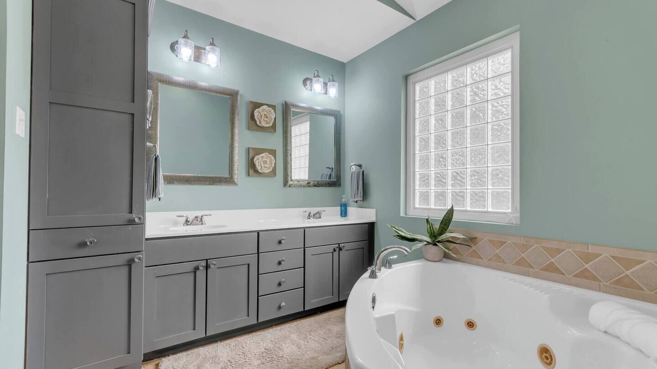 Photo of Bathroom in Lyman