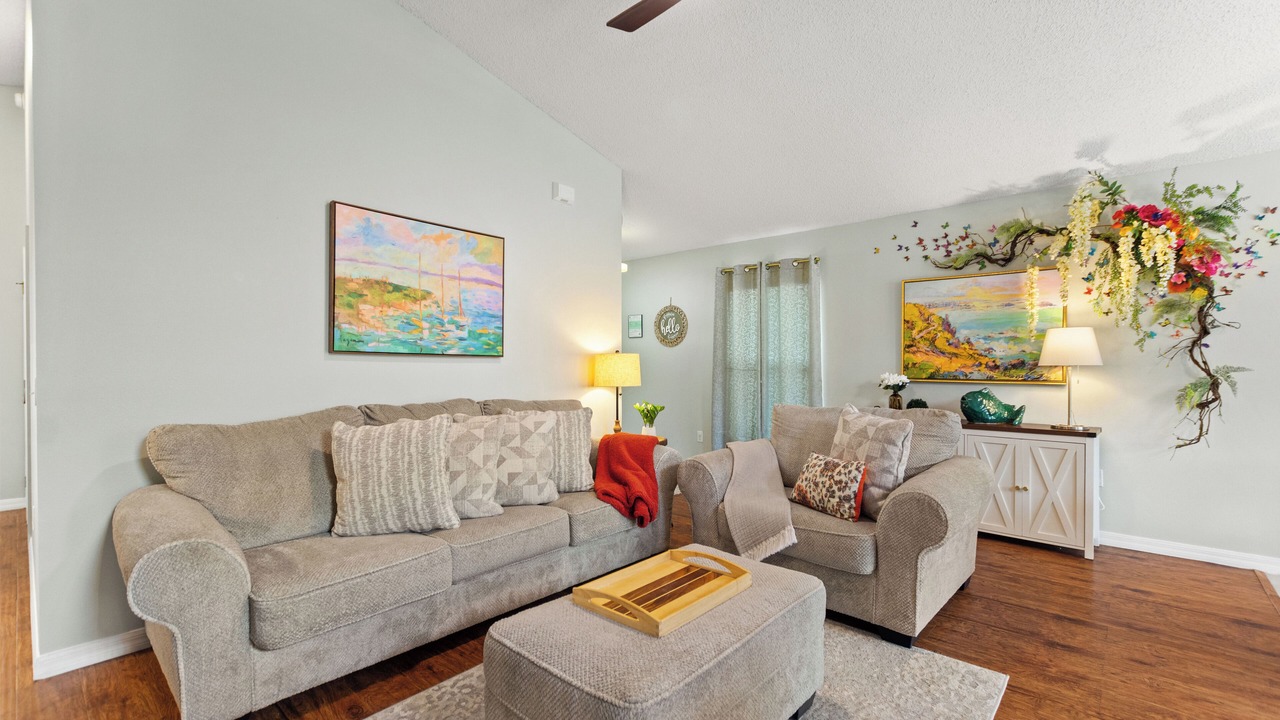 Photo of Livingroom in Haines City