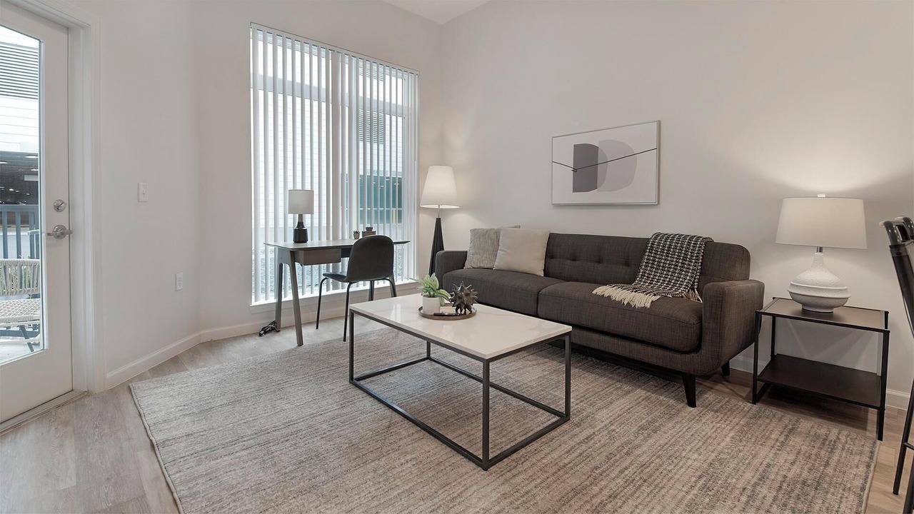 Photo of Livingroom in Florida Center