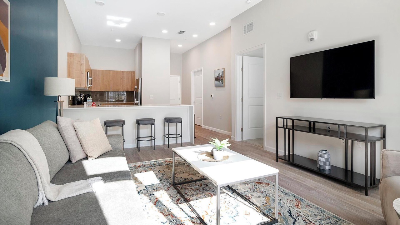Photo of Livingroom in Florida Center