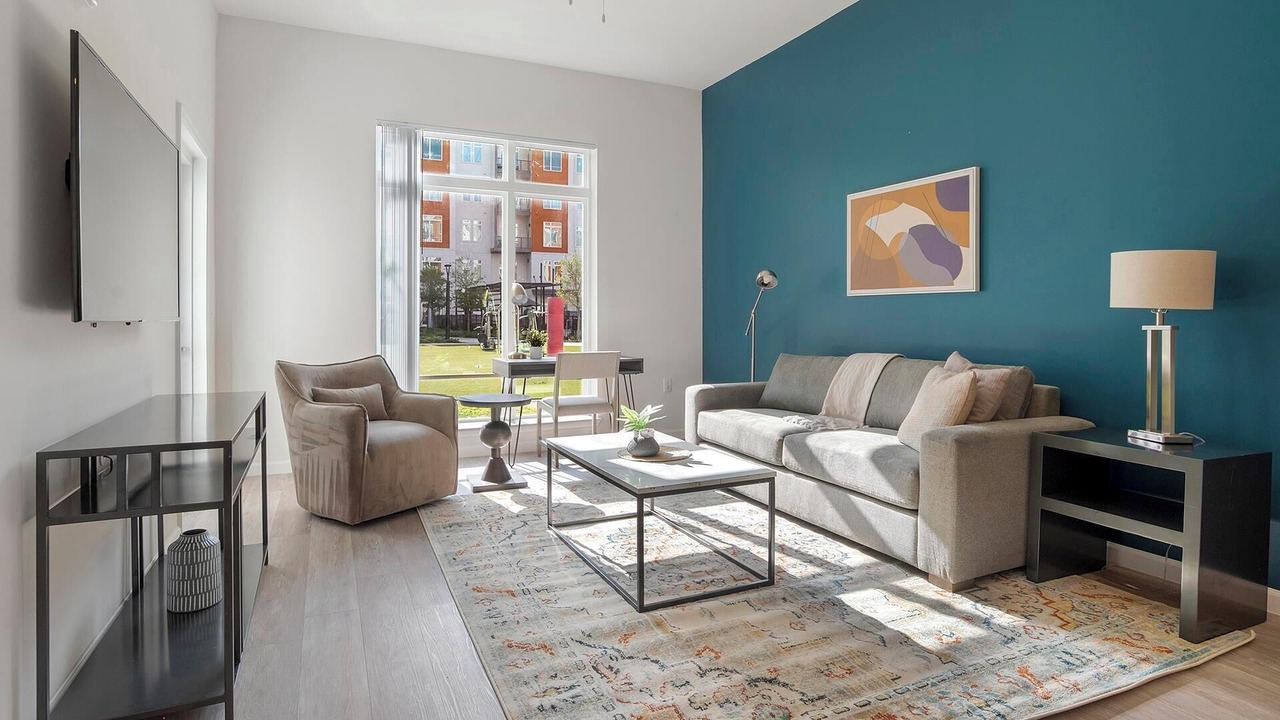 Photo of Livingroom in Florida Center