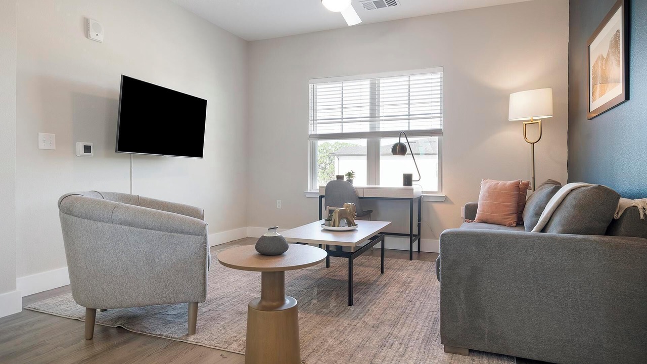 Photo of Livingroom in Southeast Orlando