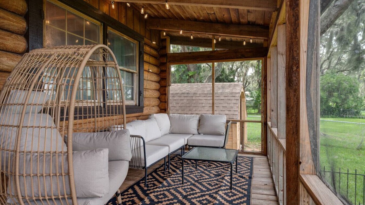 Photo of Patio Balcony in Auburndale