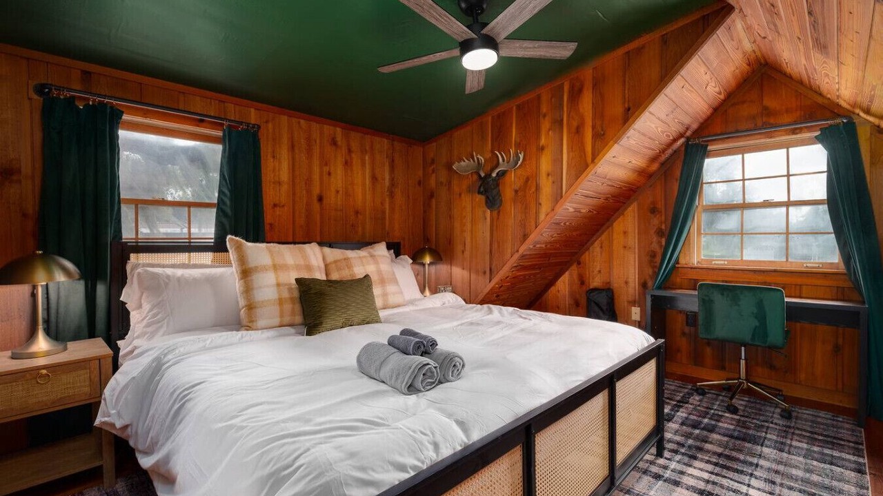 Photo of Bedroom in Auburndale