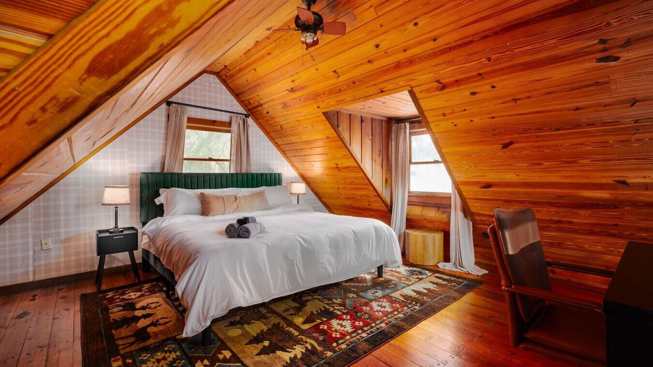 Photo of Bedroom in Auburndale