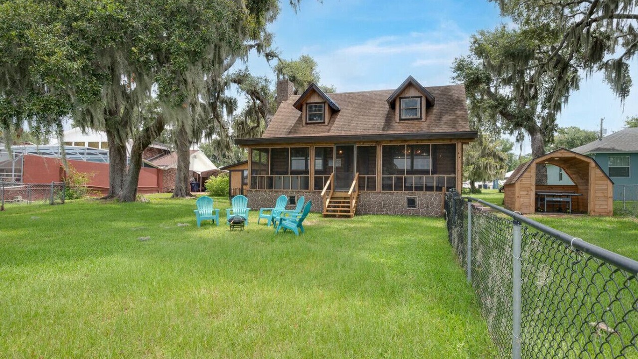 Photo of Outdoor in Auburndale