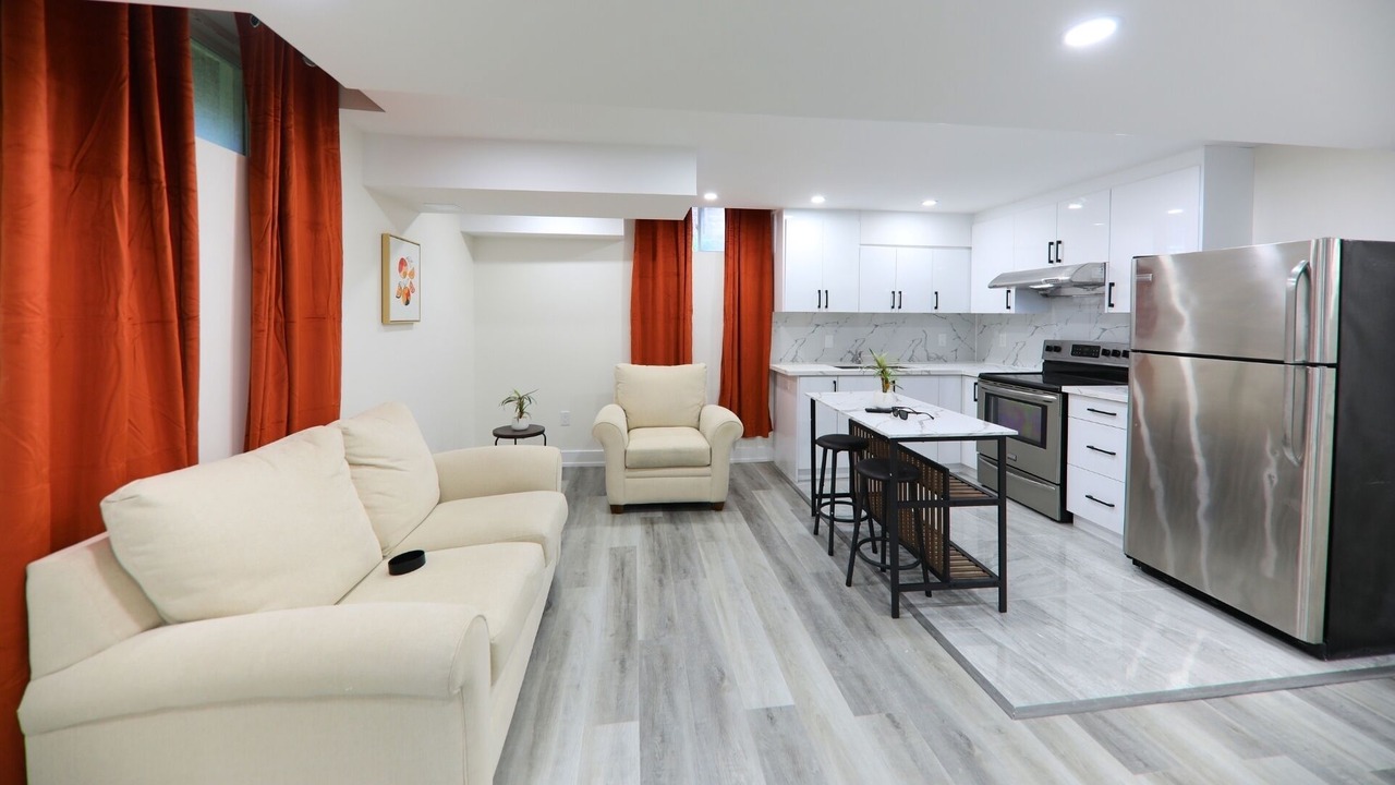 Photo of Livingroom in New Tecumseth