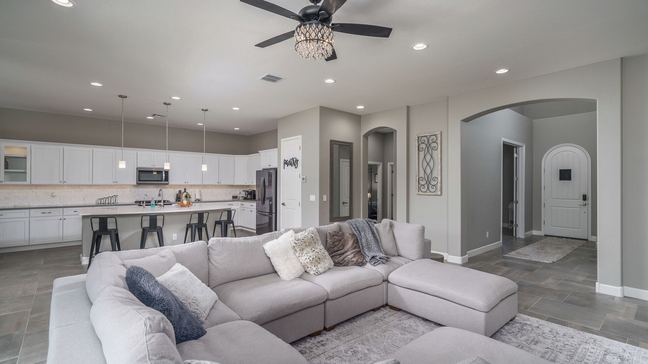 Photo of Livingroom in Estrella Mountain Ranch