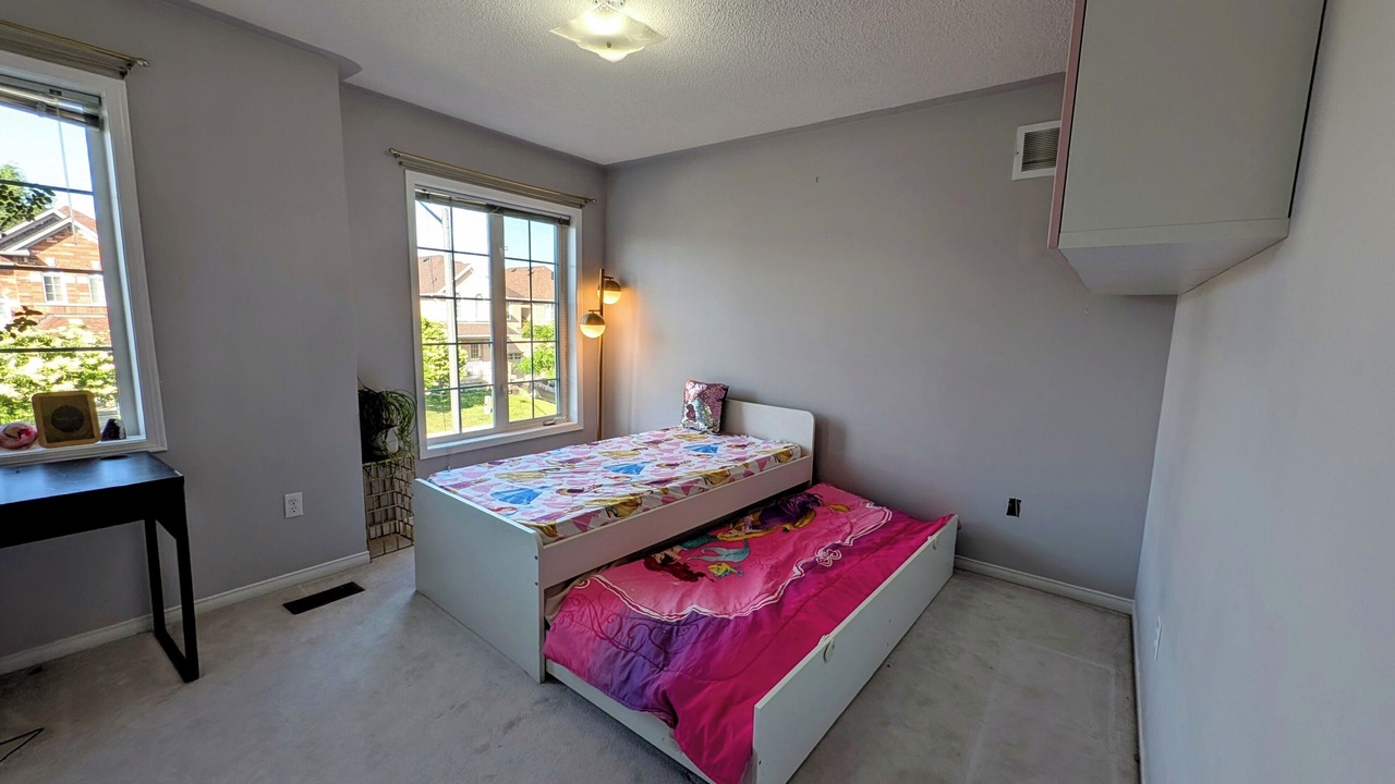 Photo of Bedroom in Churchill Meadows
