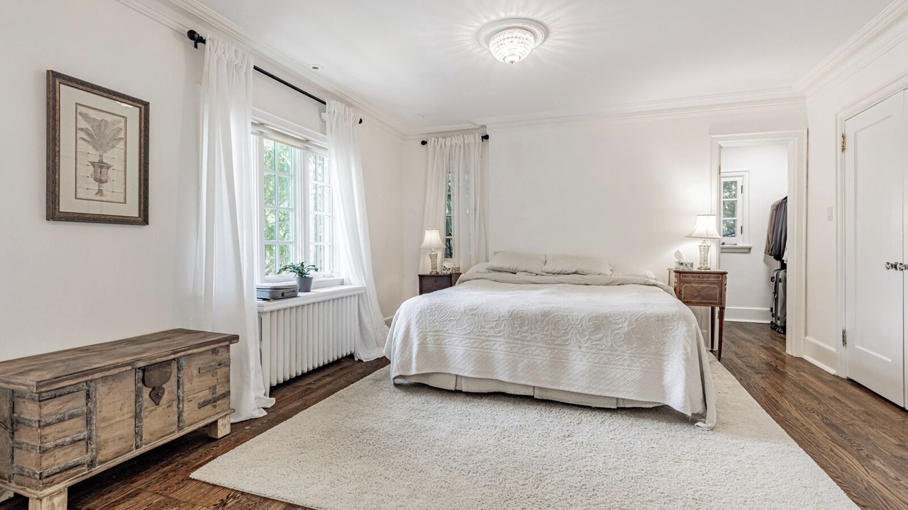 Photo of Bedroom in York Mills