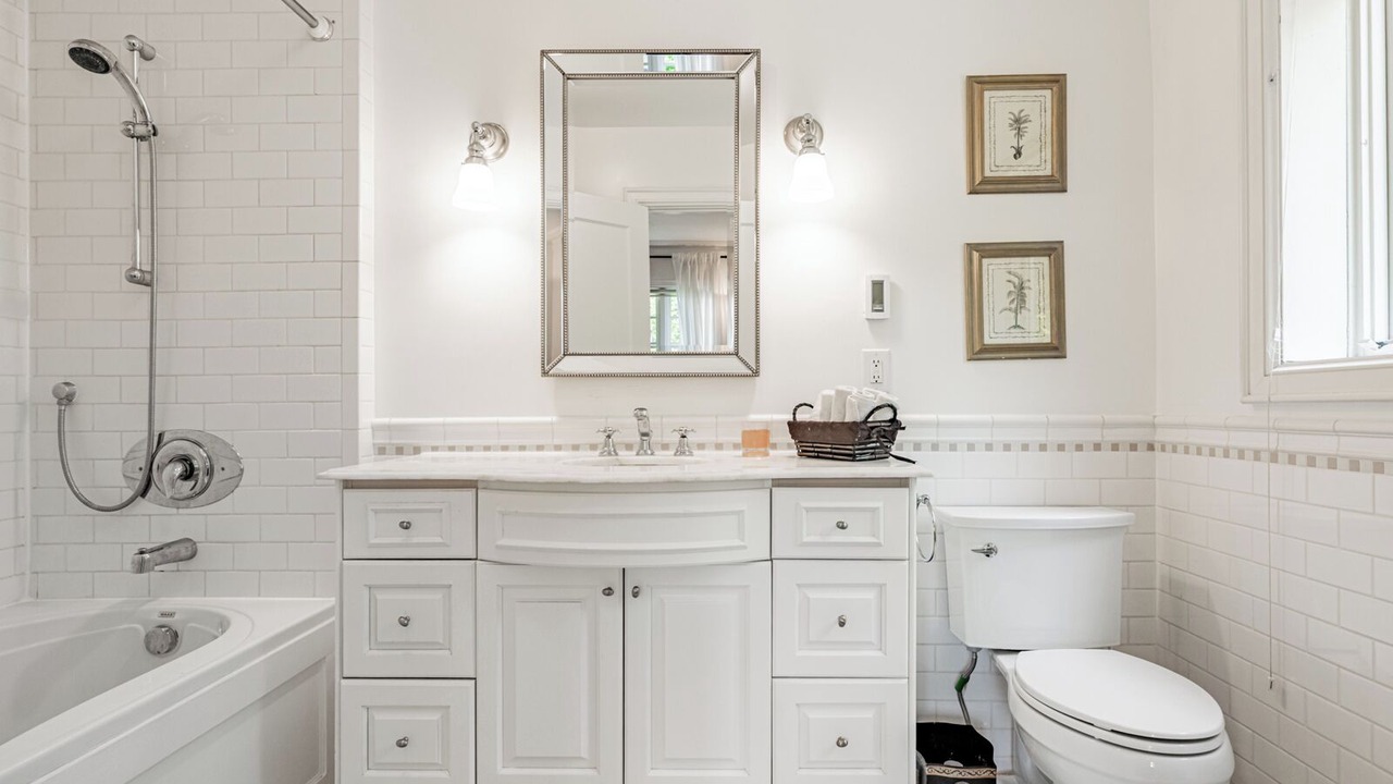 Photo of Bathroom in York Mills