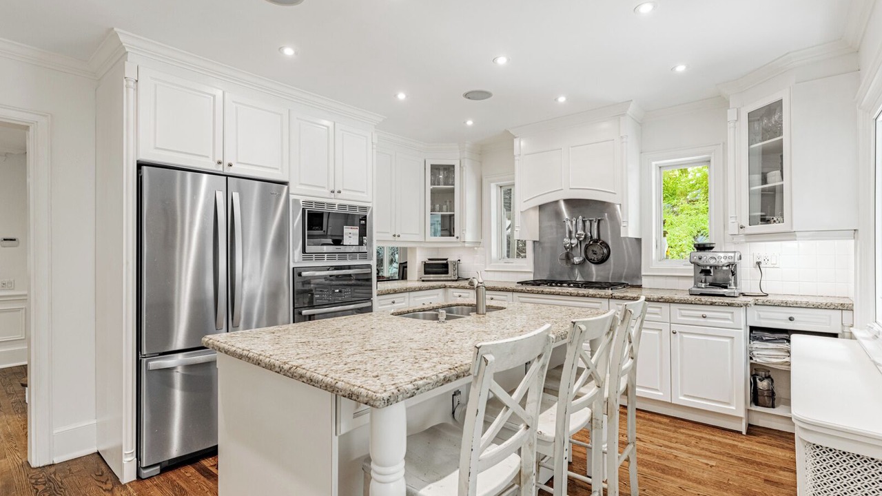 Photo of Kitchen in York Mills