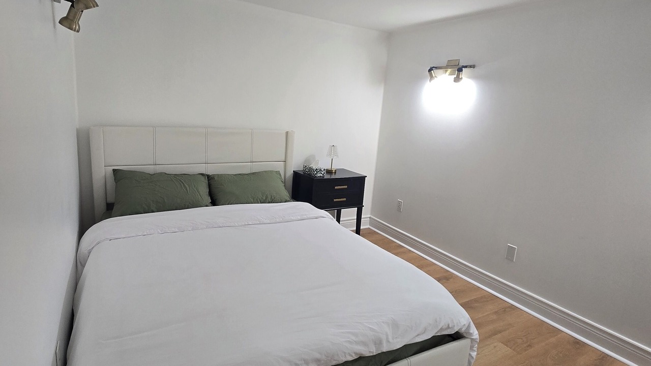 Photo of Bedroom in Aurora