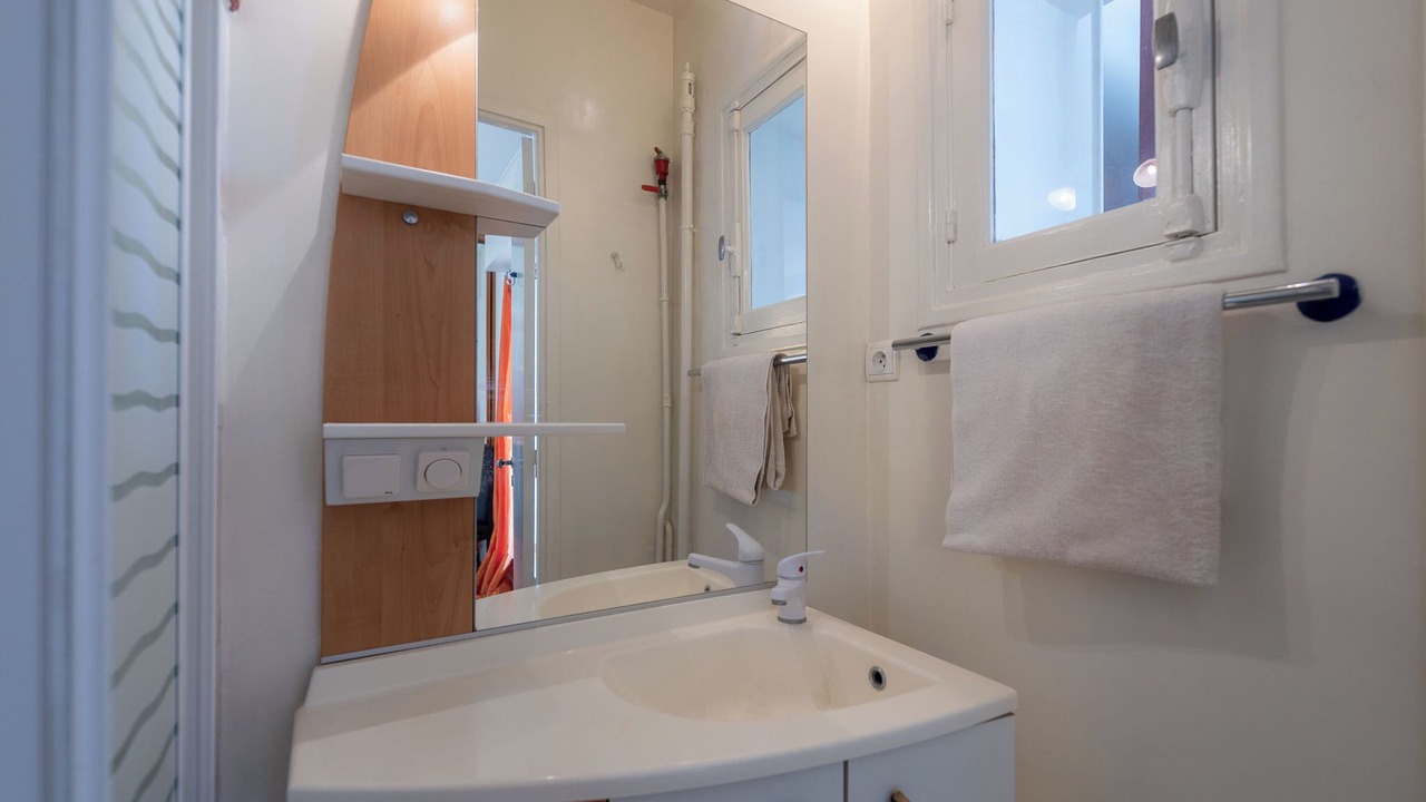 Photo of Bathroom in Saint-Mande