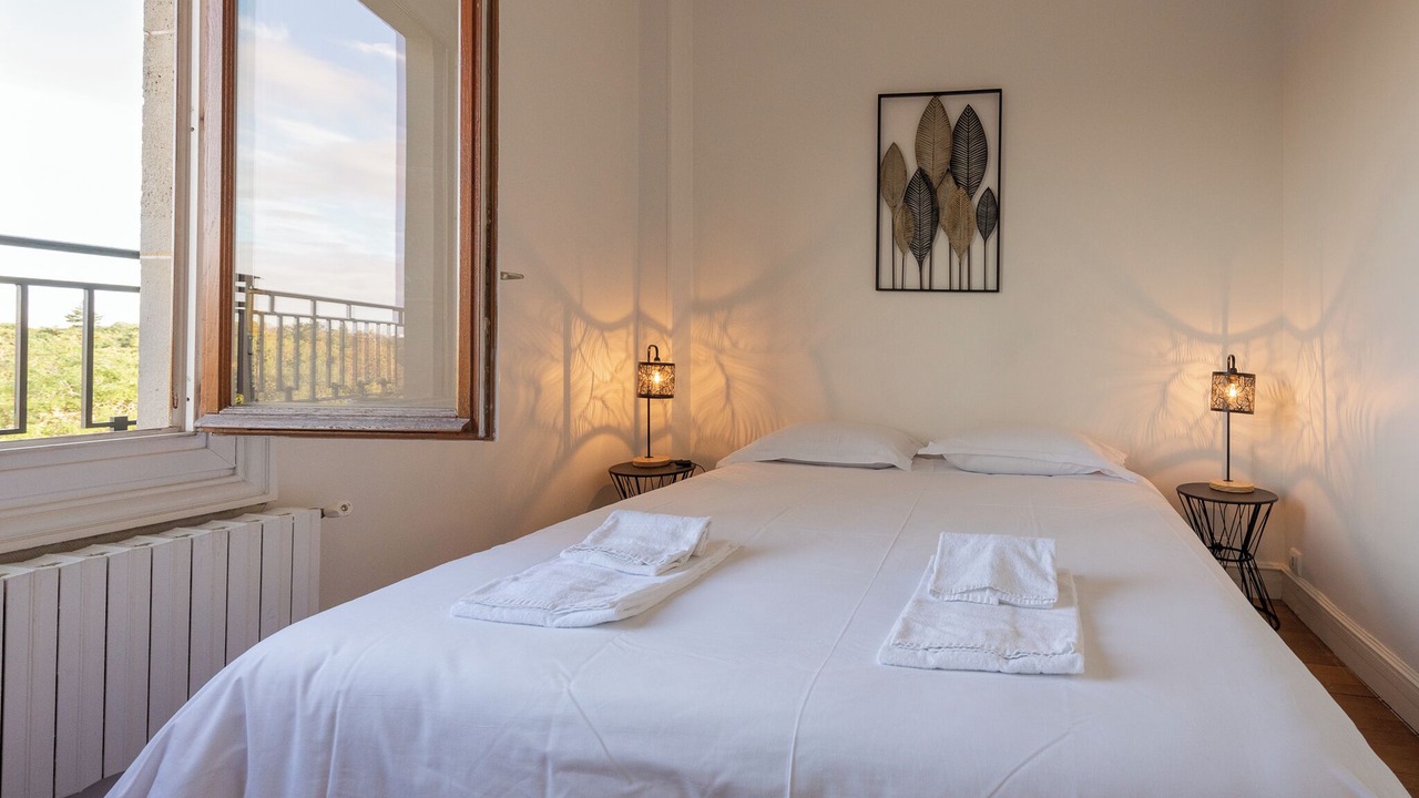 Photo of Bedroom in Saint-Mande
