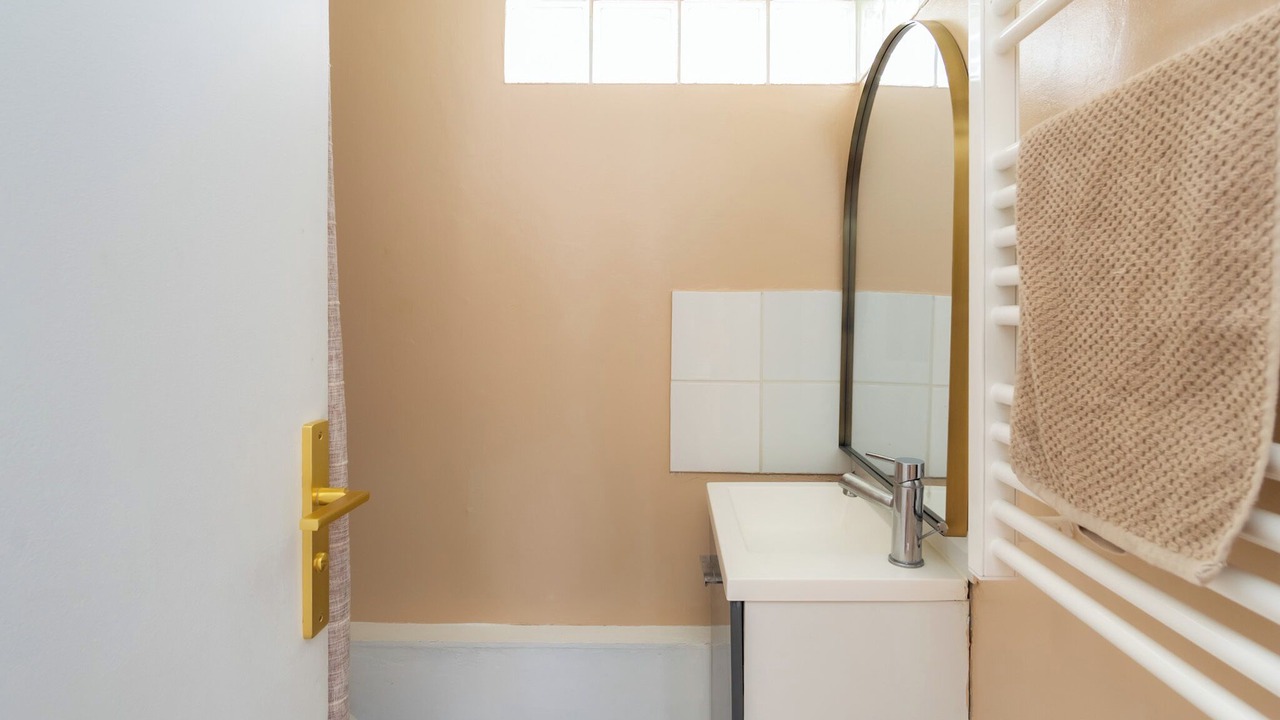 Photo of Bathroom in Montrouge