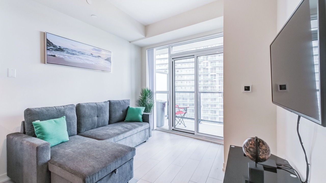 Photo of Livingroom in Humber Bay