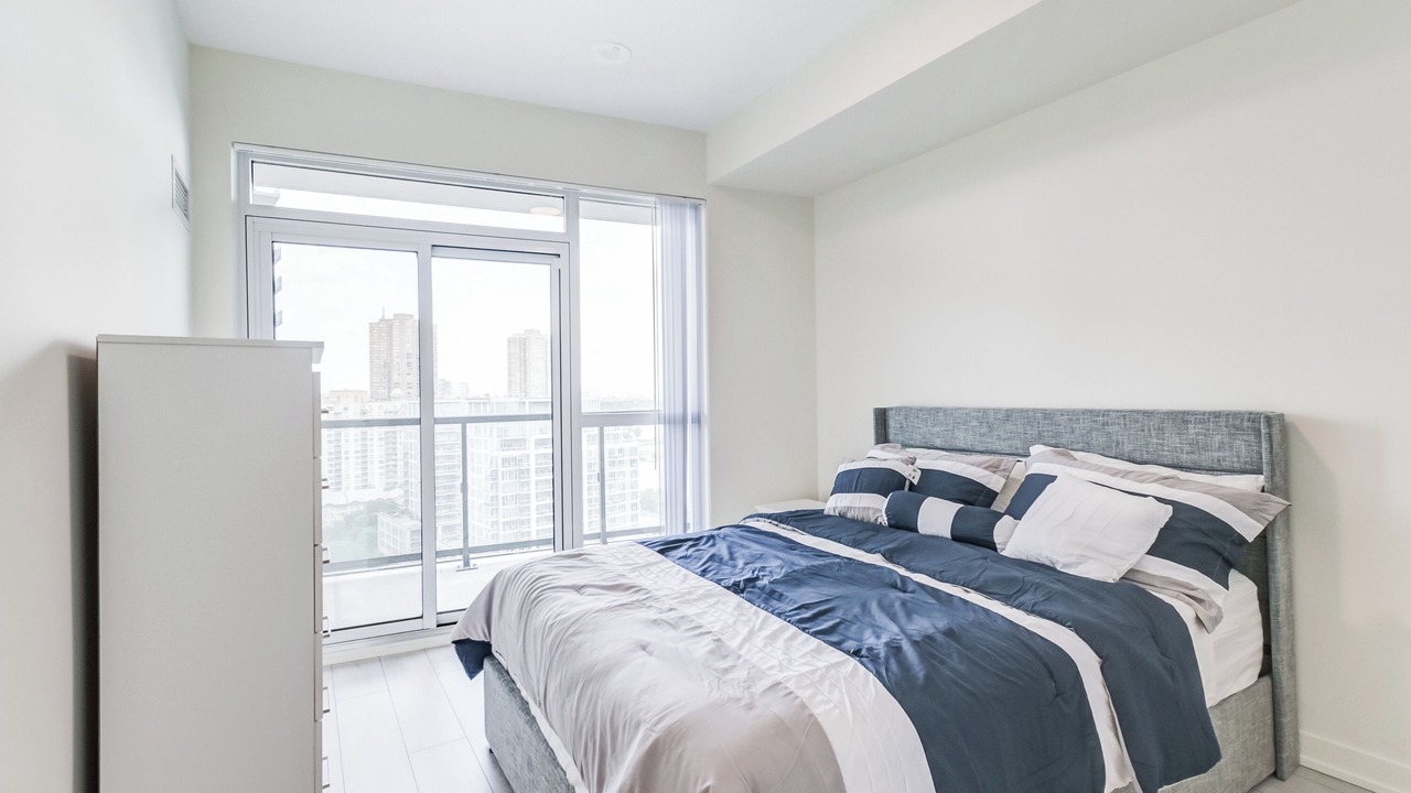 Photo of Bedroom in Humber Bay