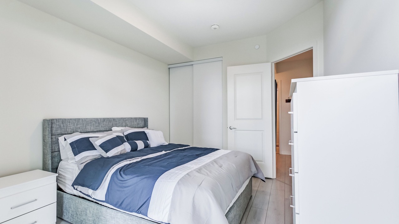 Photo of Bedroom in Humber Bay
