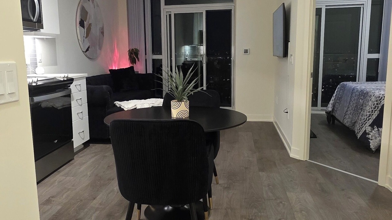 Photo of Bedroom in Humber Bay