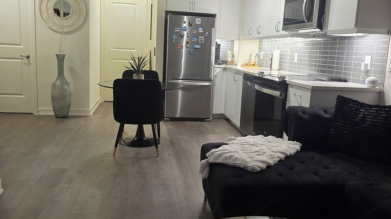 Photo of Livingroom in Humber Bay