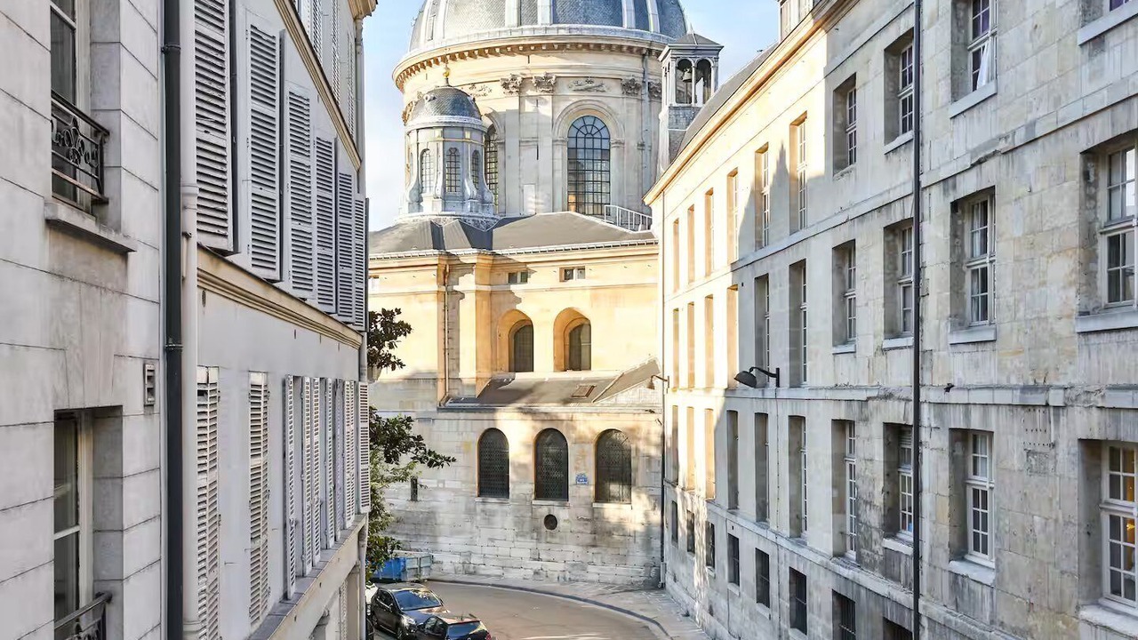 Photo of Others in Saint-Germain-des-Pres