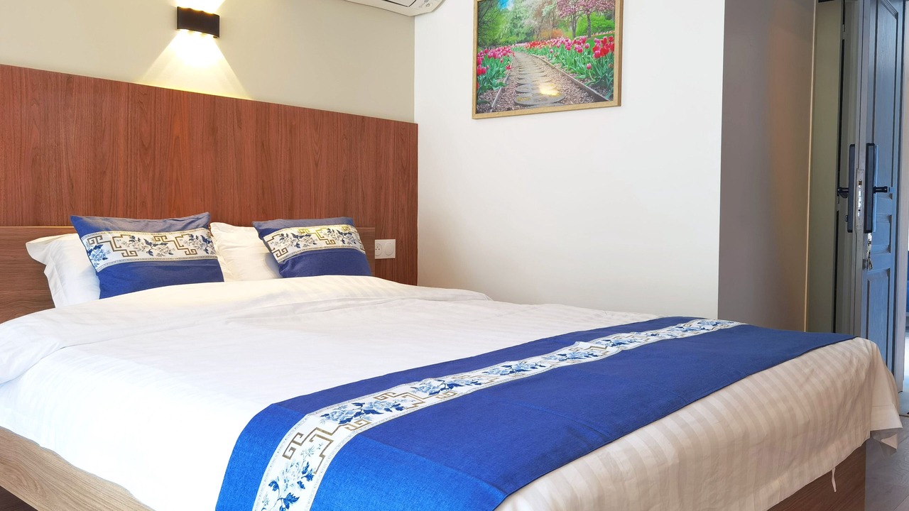 Photo of Bedroom in Villemomble