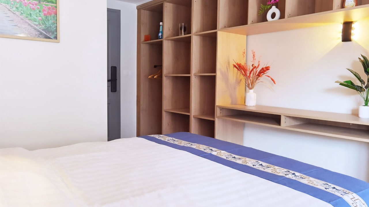 Photo of Bedroom in Villemomble