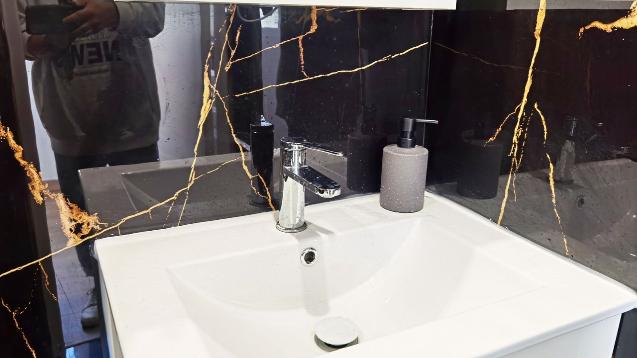 Photo of Bathroom in Villemomble