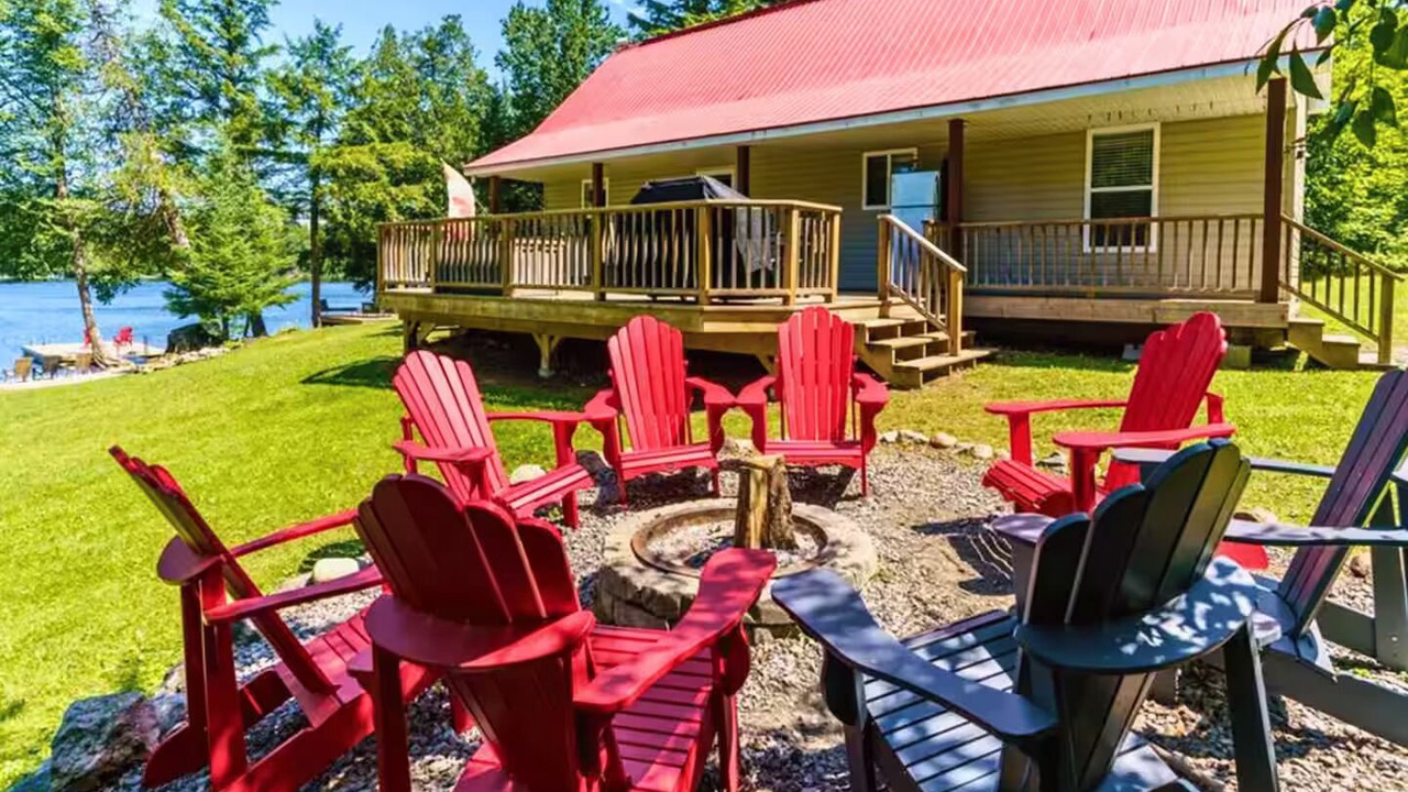 Photo of Patio Balcony in Unorganized Centre Parry Sound