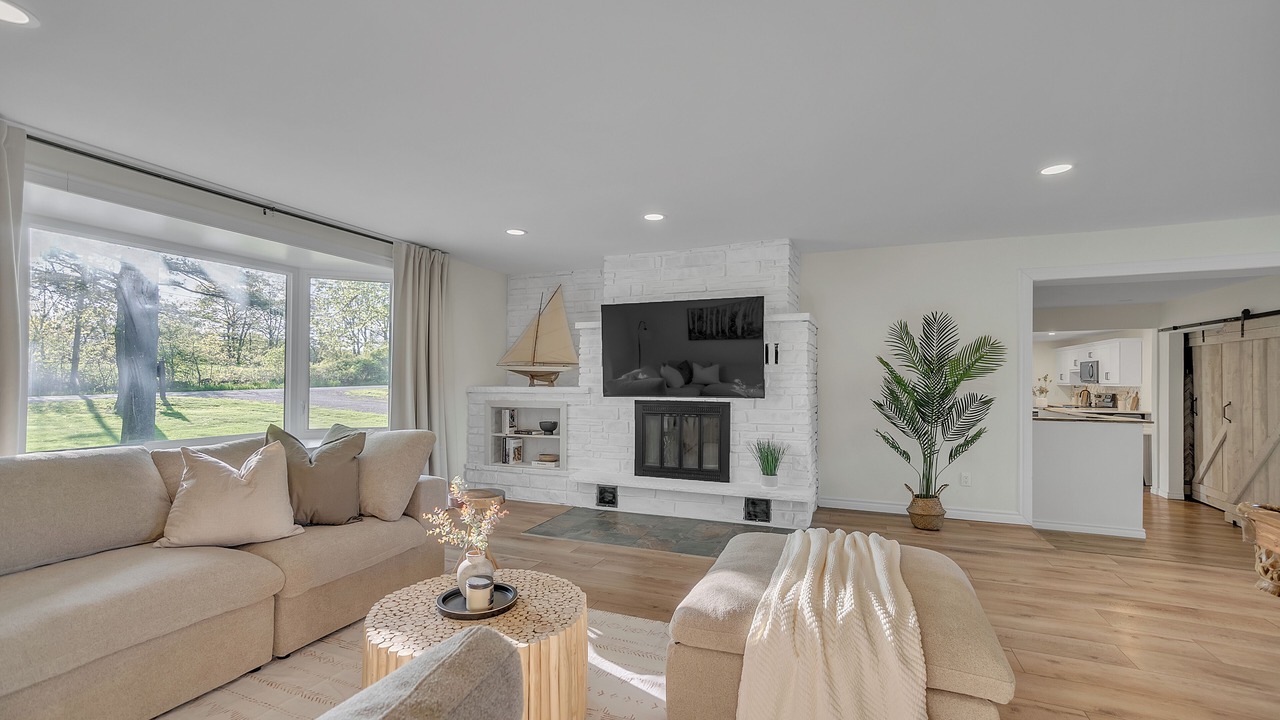 Photo of Livingroom in Quinte West