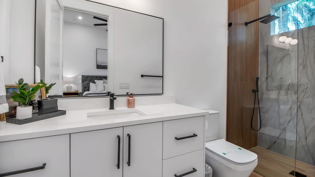 Photo of Bathroom in Arlington Park