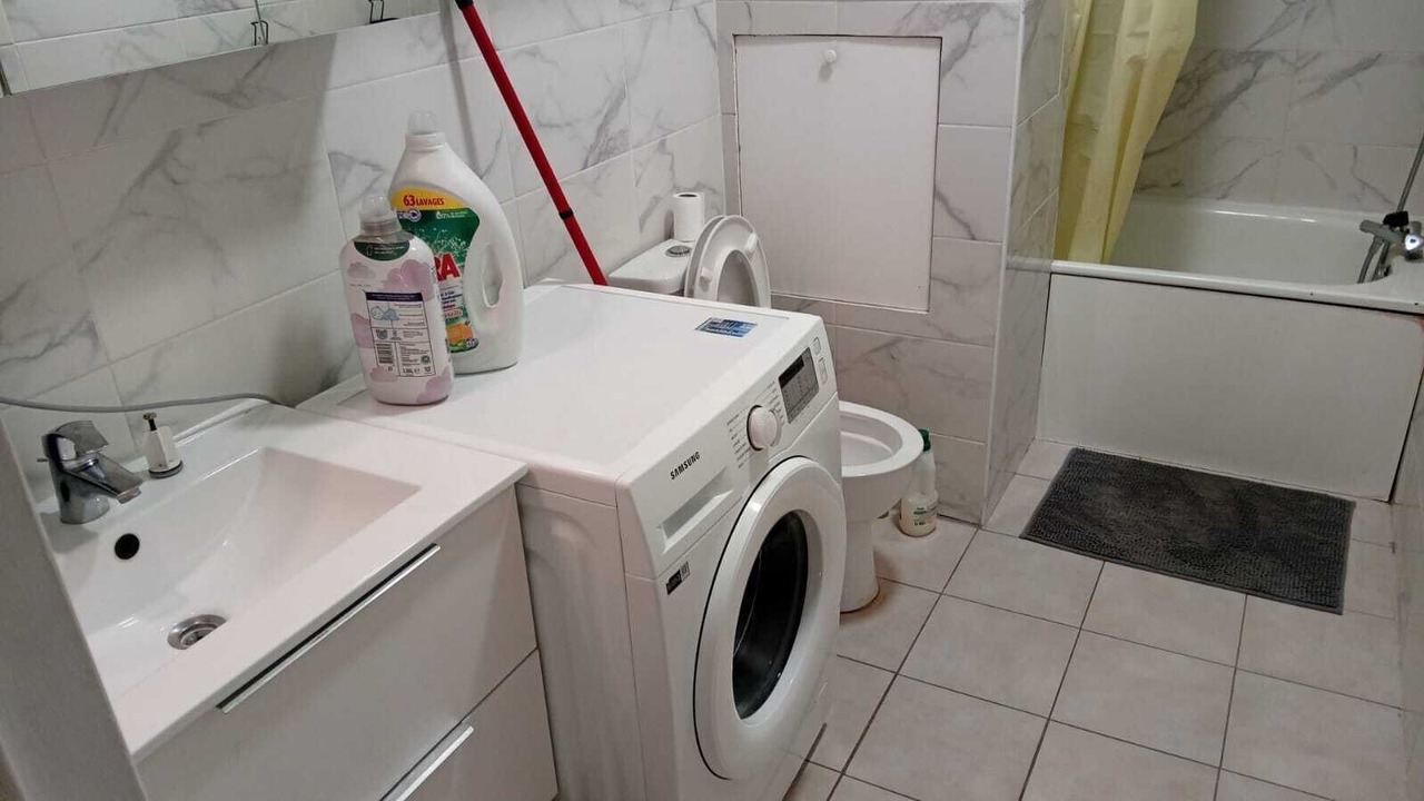 Photo of Bathroom in Villejuif
