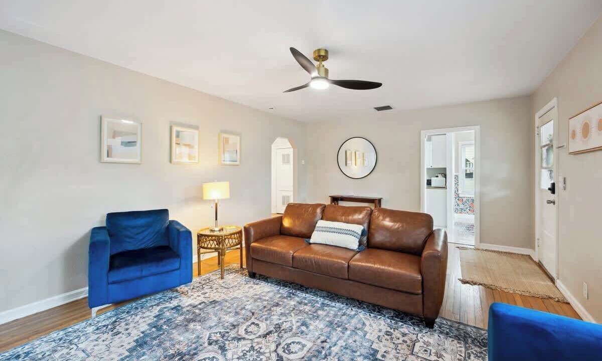 Photo of Livingroom in Dixieland
