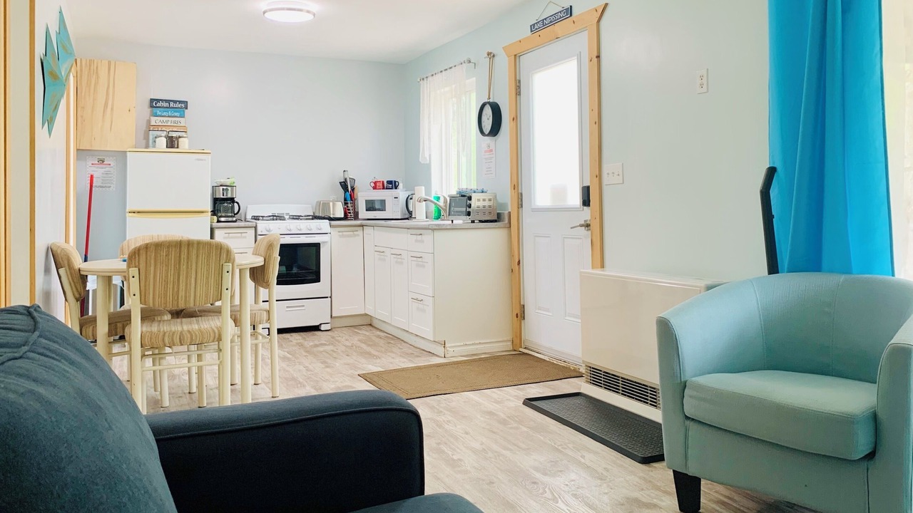 Photo of Livingroom in North Bay