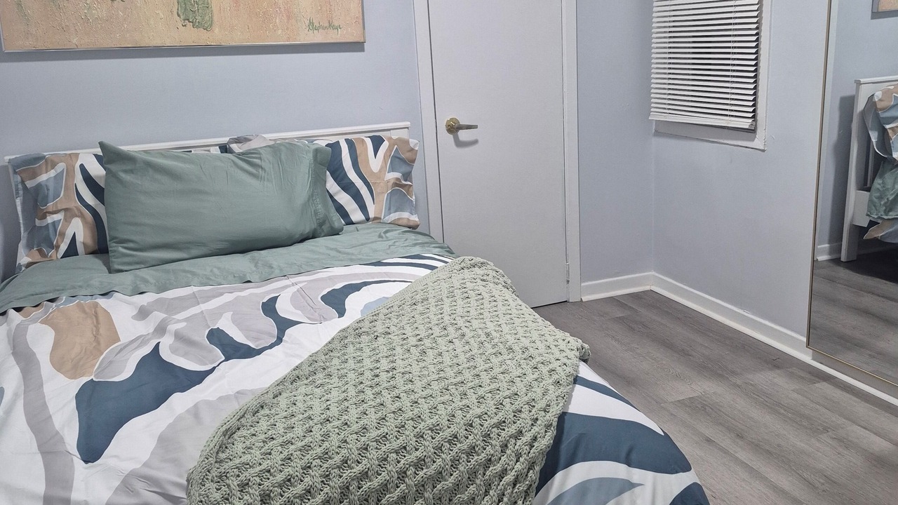 Photo of Bedroom in Rockcliffe - Smythe