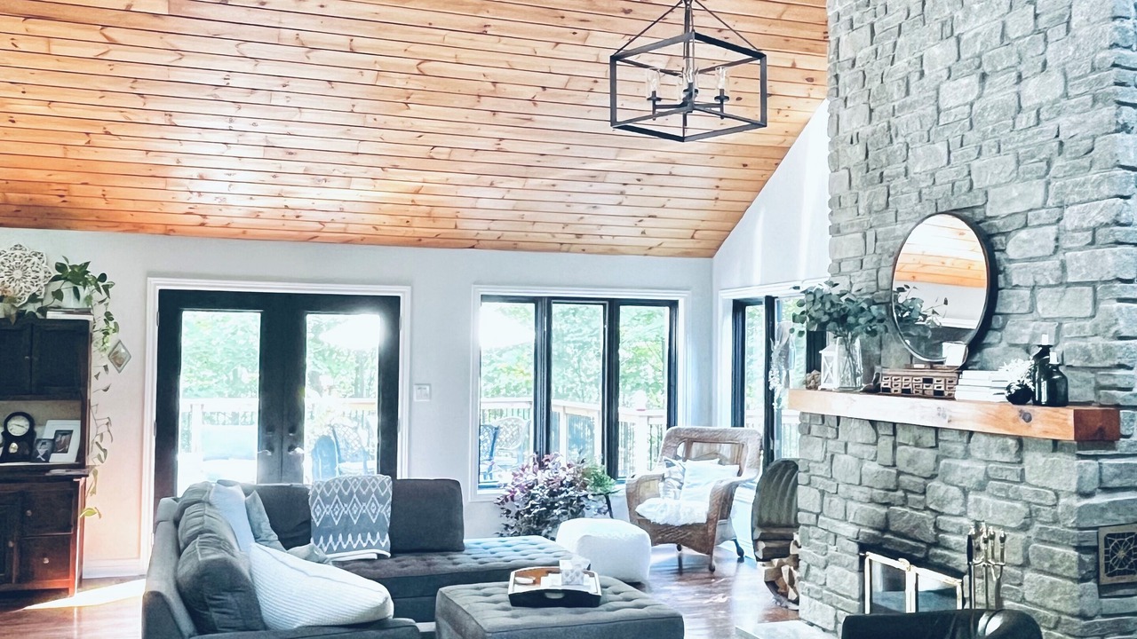 Photo of Livingroom in Oro-Medonte