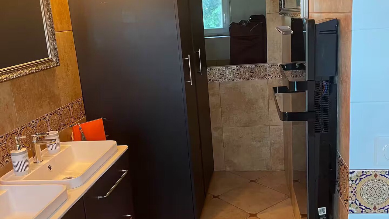 Photo of Bathroom in Meudon