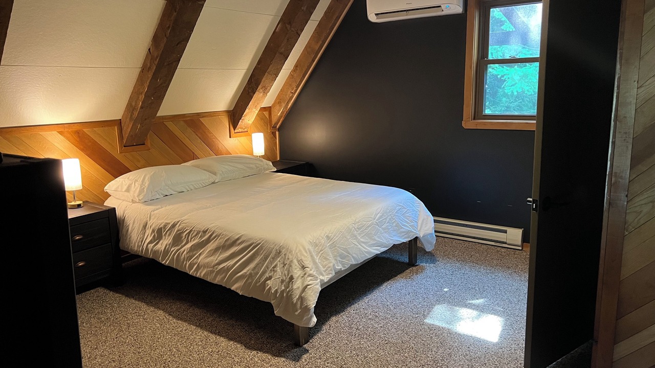 Photo of Bedroom in Mattawana