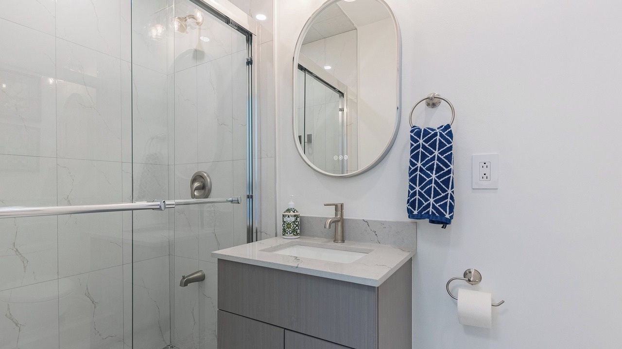 Photo of Bathroom in West Oakville