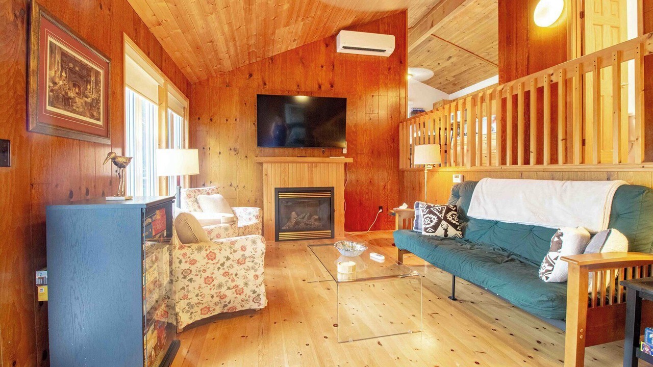 Photo of Bedroom in Burnt River