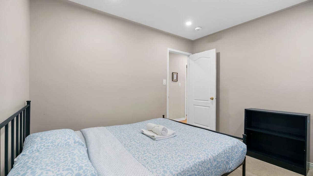 Photo of Bedroom in Churchill Meadows